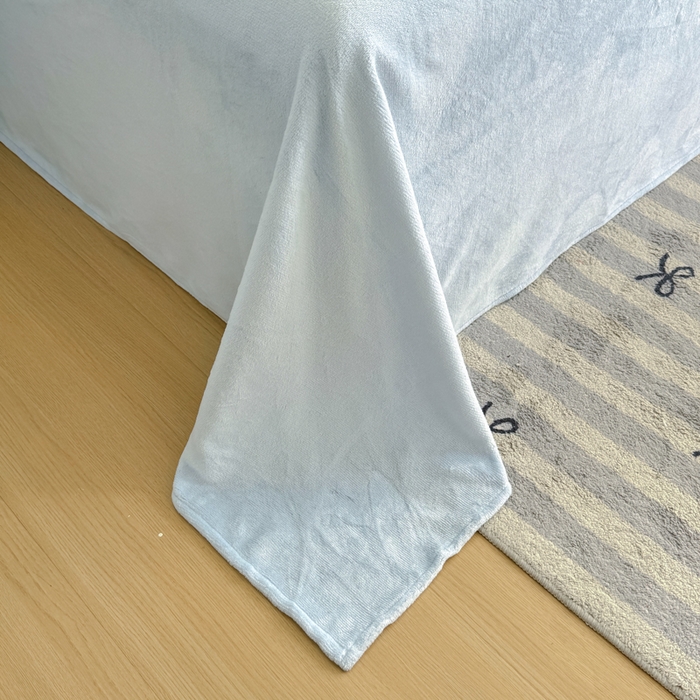 91家纺网 家纺一手货源 找家纺 恋佳居 2025新款卡通毛巾绣牛奶绒绣花四件套 花匠布布