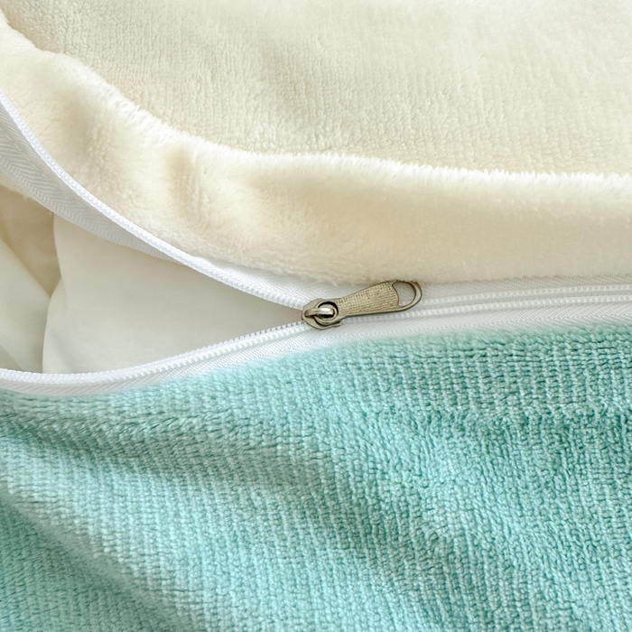 91家纺网 家纺一手货源 找家纺 恋佳居 2025新款卡通毛巾绣牛奶绒绣花四件套 太空小恐龙