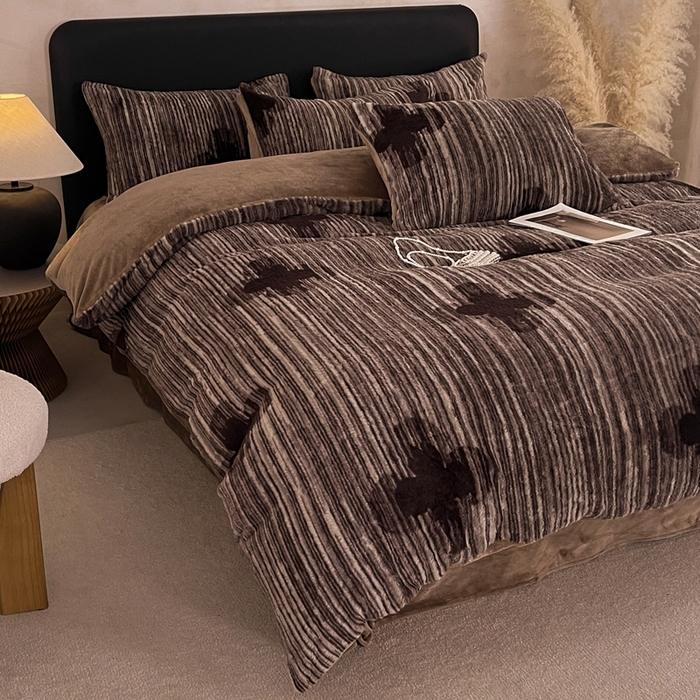 91家纺网 家纺一手货源 找家纺 铠畅家纺 2025新款美拉德风格兔毛绒床单四件套 美拉德-简爱