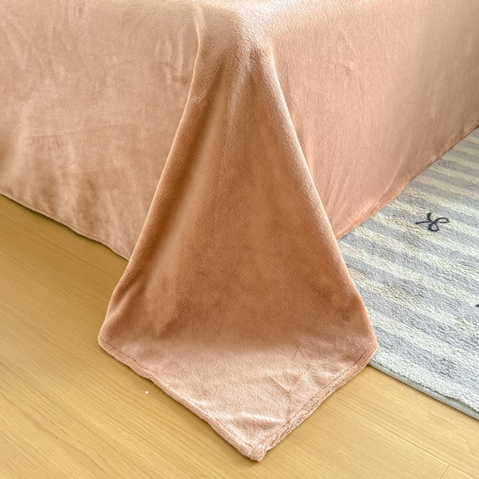 91家纺网 家纺一手货源 找家纺 恋佳居 2025新款卡通毛巾绣牛奶绒绣花四件套 音乐派对