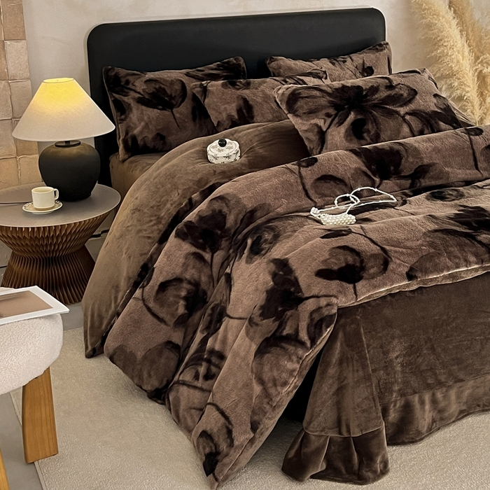 91家纺网 家纺一手货源 找家纺 铠畅家纺 2025新款美拉德风格兔毛绒床单四件套 美拉德-美幻