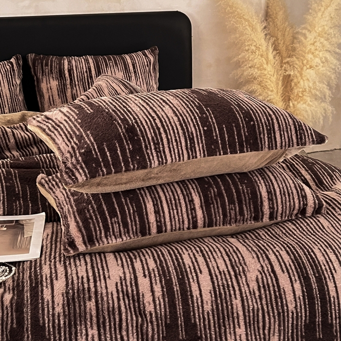 91家纺网 家纺一手货源 找家纺 铠畅家纺 2025新款美拉德风格兔毛绒床单四件套 美拉德-情缘咖