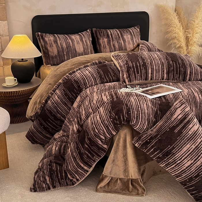 91家纺网 家纺一手货源 找家纺 铠畅家纺 2025新款美拉德风格兔毛绒床单四件套 美拉德-情缘咖