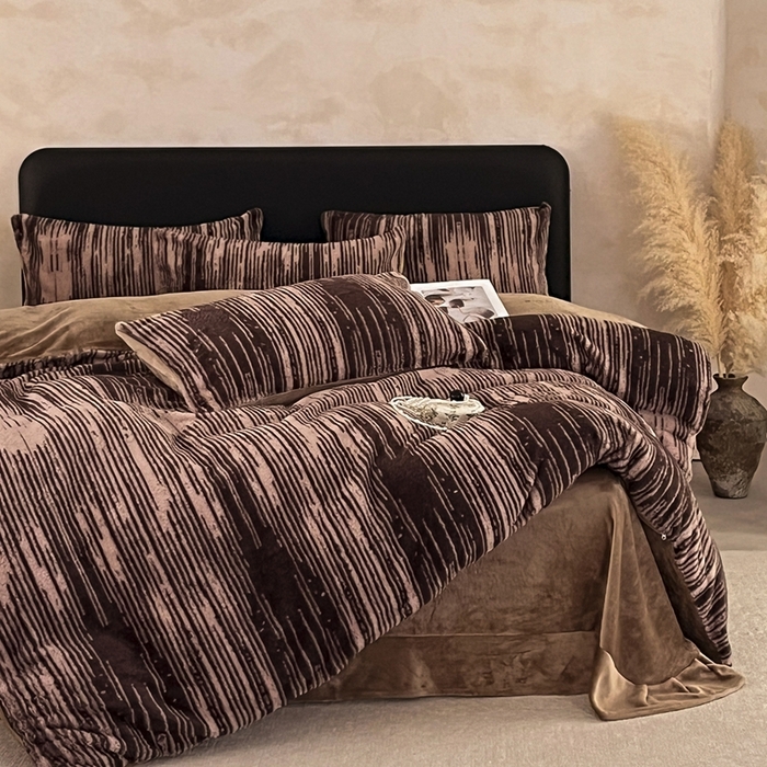 91家纺网 家纺一手货源 找家纺 铠畅家纺 2025新款美拉德风格兔毛绒床单四件套 美拉德-情缘咖