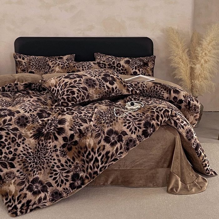 91家纺网 家纺一手货源 找家纺 铠畅家纺 2025新款美拉德风格兔毛绒床单四件套 美拉德-奢靡咖