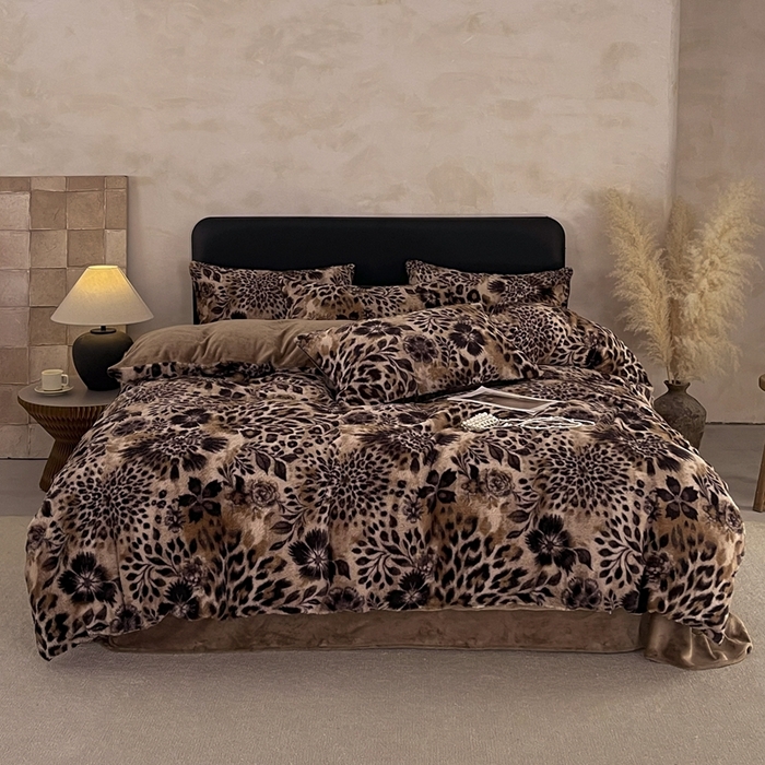 91家纺网 家纺一手货源 找家纺 铠畅家纺 2025新款美拉德风格兔毛绒床单四件套 美拉德-奢靡咖