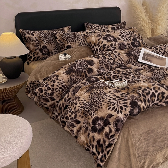 91家纺网 家纺一手货源 找家纺 铠畅家纺 2025新款美拉德风格兔毛绒床单四件套 美拉德-奢靡咖