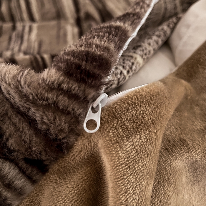 91家纺网 家纺一手货源 找家纺 铠畅家纺 2025新款美拉德风格兔毛绒床单四件套 美拉德-羽蝶