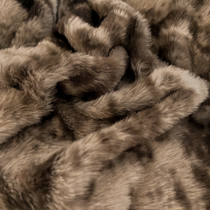 91家纺网 家纺一手货源 找家纺 铠畅家纺 2025新款美拉德风格兔毛绒床单四件套 美拉德-绽放绿