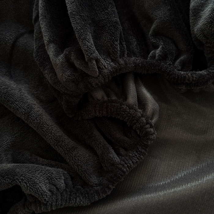 91家纺网 家纺一手货源 找家纺 三悦四季 2025新款200克加厚牛奶绒剪花四件套跨境直播爆款 钢琴黑