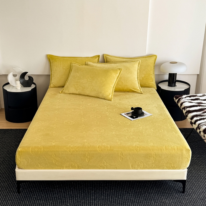 91家纺网 家纺一手货源 找家纺 三悦四季 2025新款200克加厚牛奶绒剪花四件套跨境直播爆款 抹茶绿