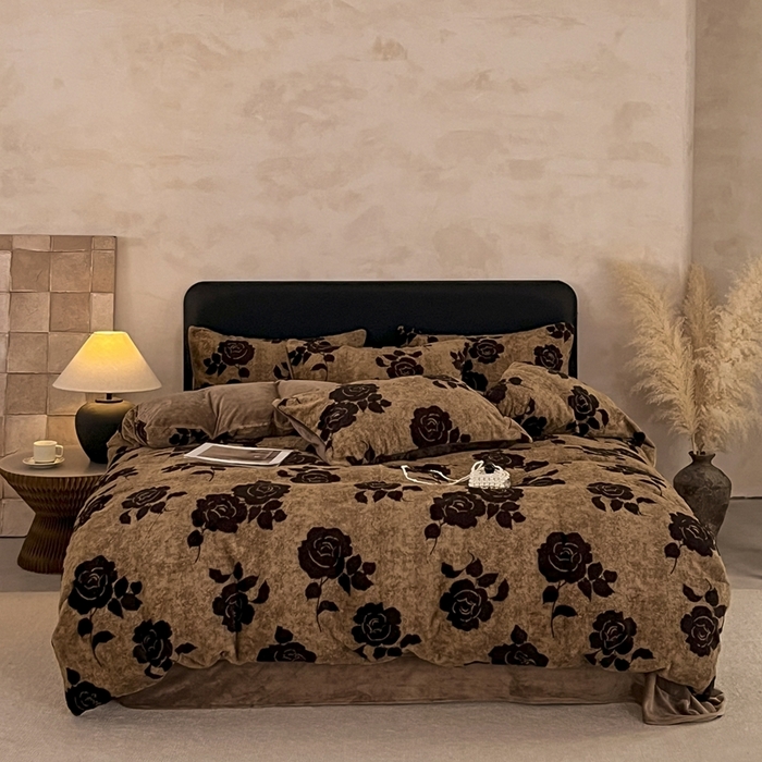 91家纺网 家纺一手货源 找家纺 铠畅家纺 2025新款美拉德风格兔毛绒床单四件套 美拉德-玫瑰咖