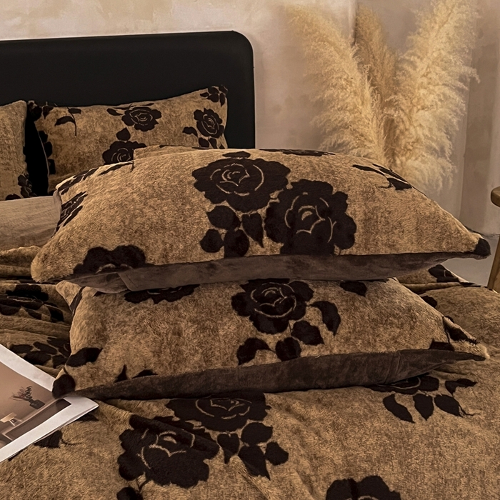 91家纺网 家纺一手货源 找家纺 铠畅家纺 2025新款美拉德风格兔毛绒床单四件套 美拉德-玫瑰咖