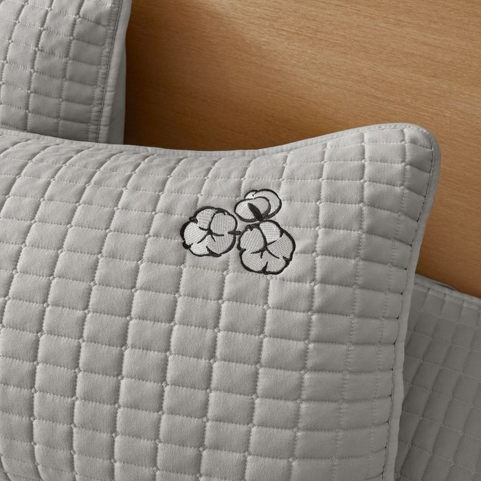 91家纺网 家纺一手货源 找家纺 小禹仔家纺 2025新款刺绣床笠新疆棉花填充-夹棉床笠 星辰灰