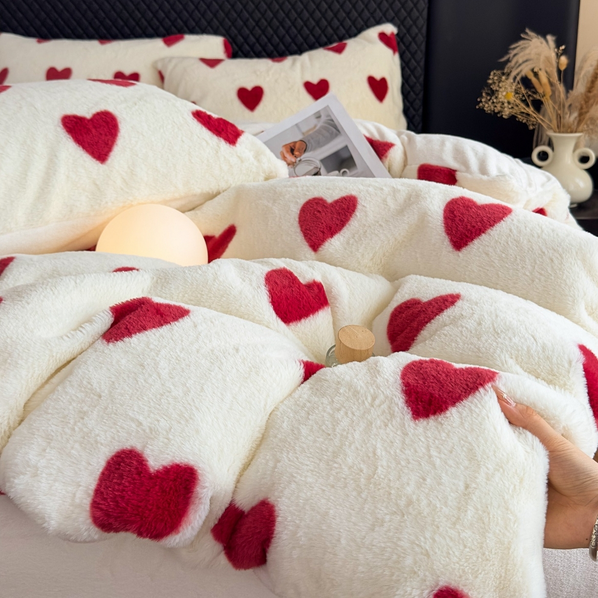 91家纺网 家纺一手货源 找家纺 （总）璐维斯 2025 A类舒适兔毛绒印花四件套卡通花卉牛奶绒秋冬保暖床上用品单被套三件套