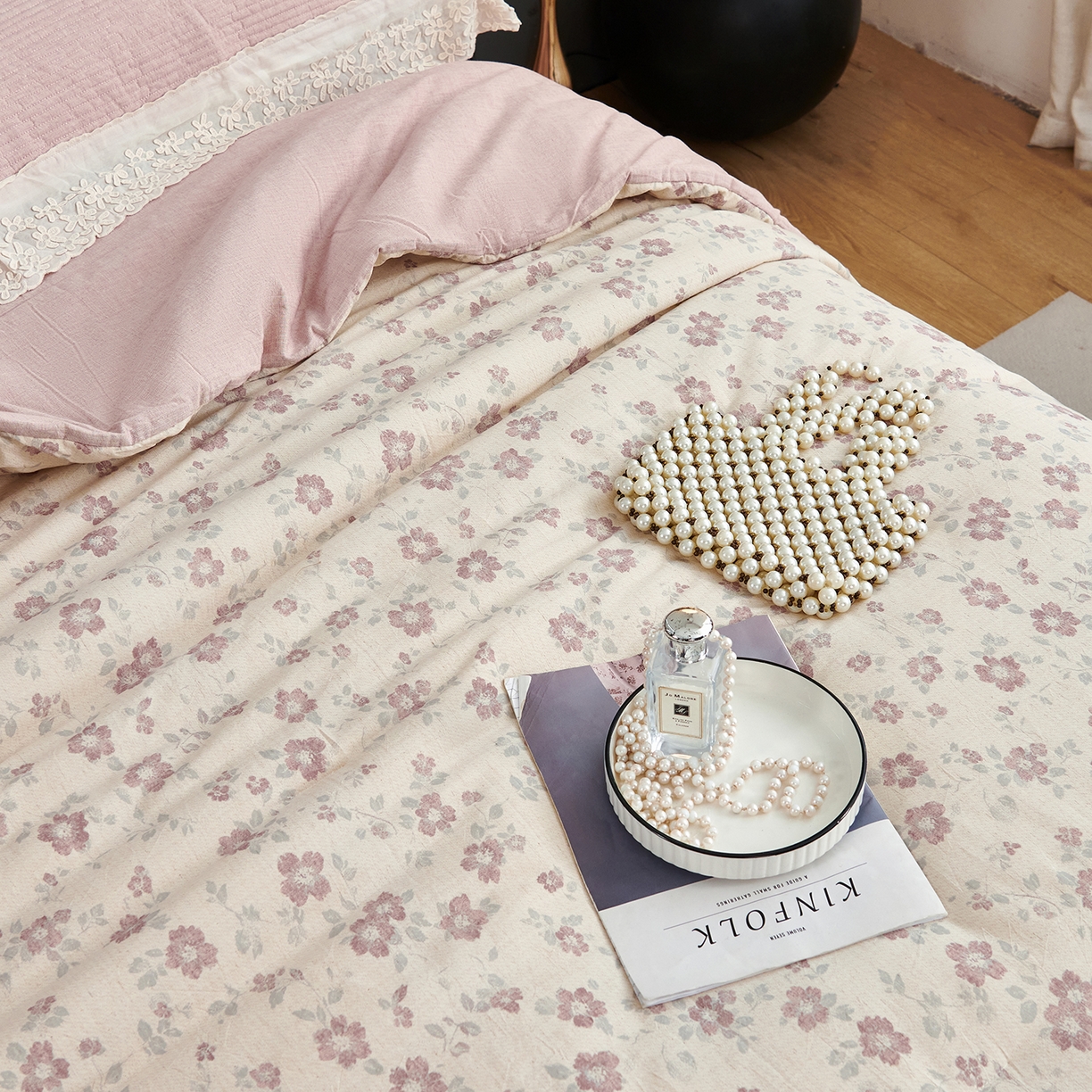 91家纺网 家纺一手货源 找家纺 优希家纺 2025新款暮悠棉麻多功能春秋被四件套 花雾柔