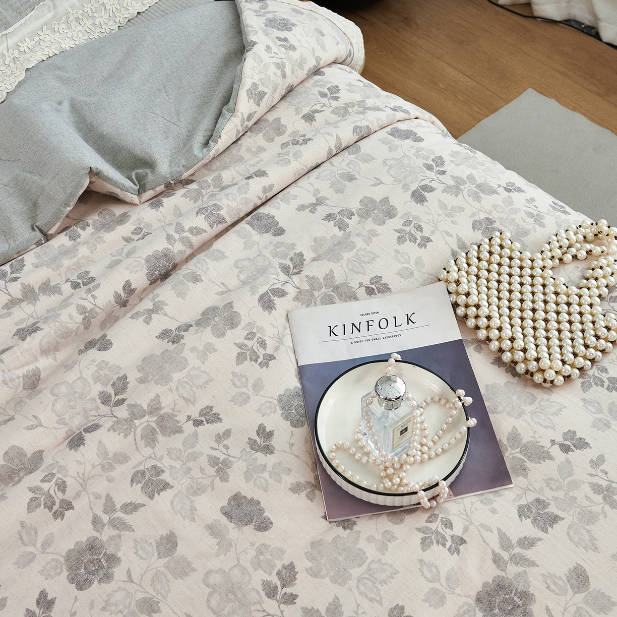 91家纺网 家纺一手货源 找家纺 优希家纺 2025新款暮悠棉麻多功能春秋被四件套 暮蔼花笺