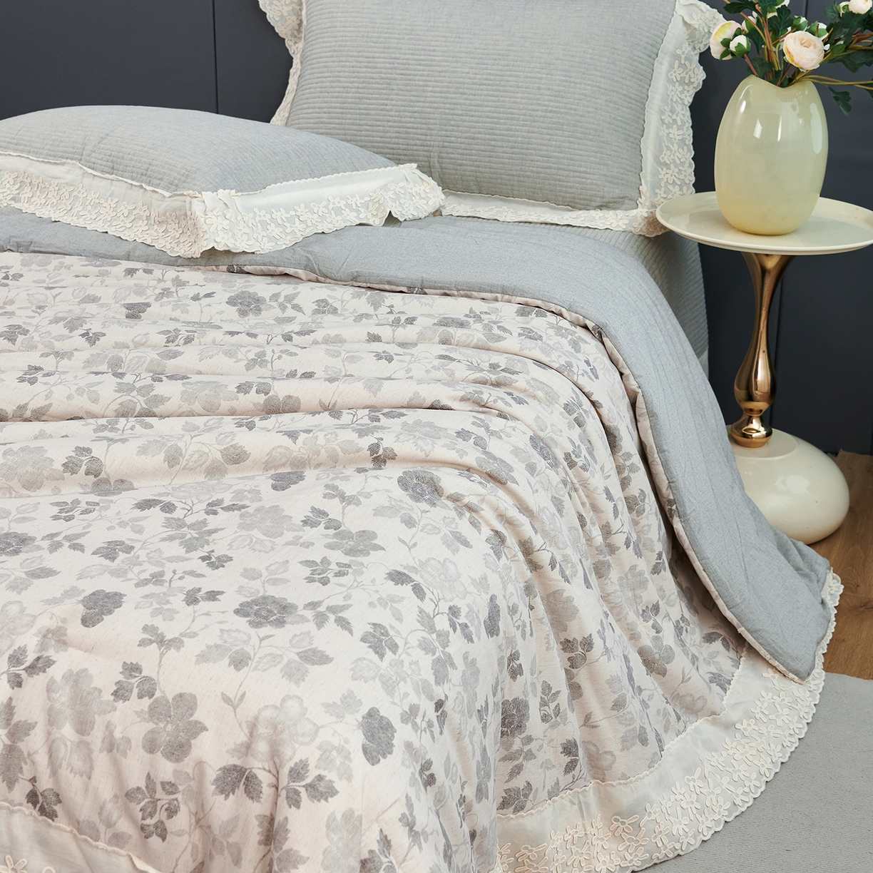 91家纺网 家纺一手货源 找家纺 优希家纺 2025新款暮悠棉麻多功能春秋被四件套 暮蔼花笺