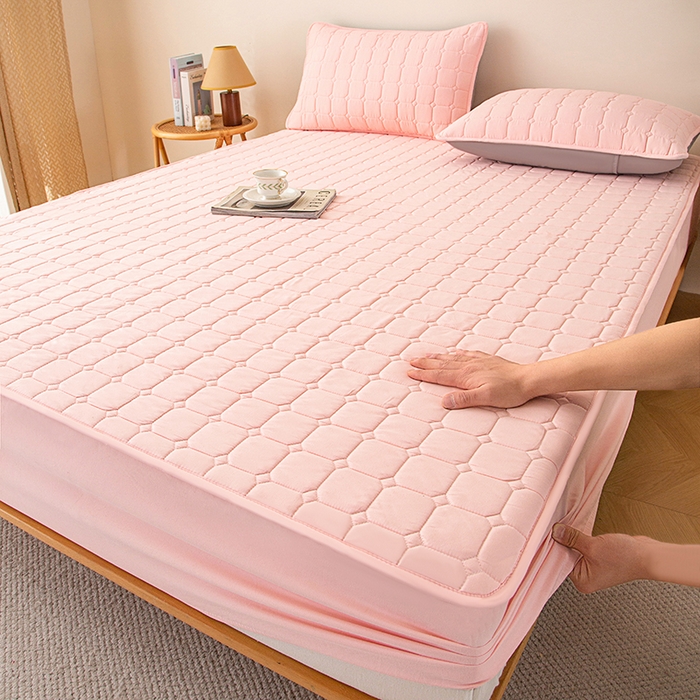 91家纺网 家纺一手货源 找家纺 （总）小禹仔家纺 2025新款亲肤面包格夹棉床笠