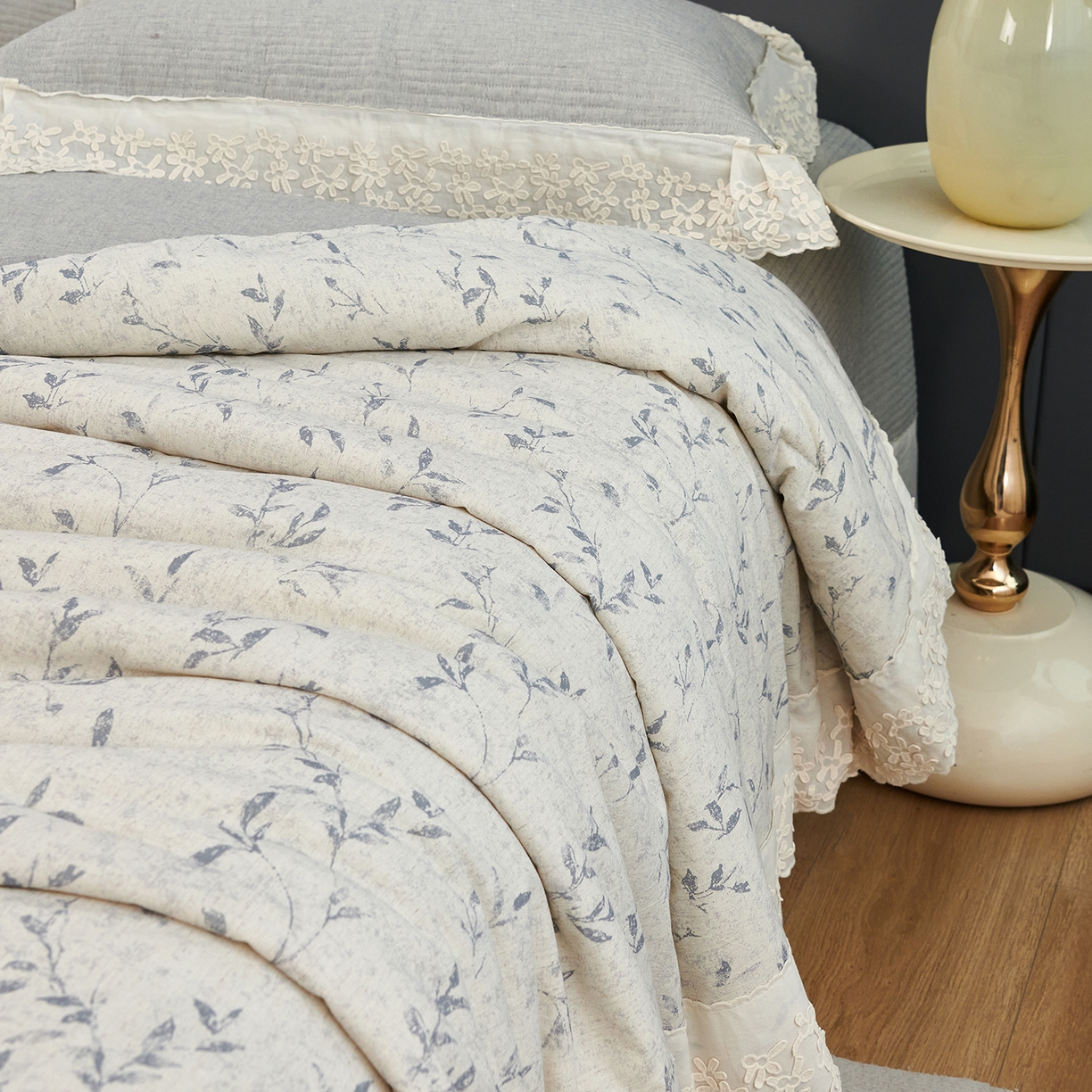 91家纺网 家纺一手货源 找家纺 优希家纺 2025新款暮悠棉麻多功能春秋被四件套 云绣梦境