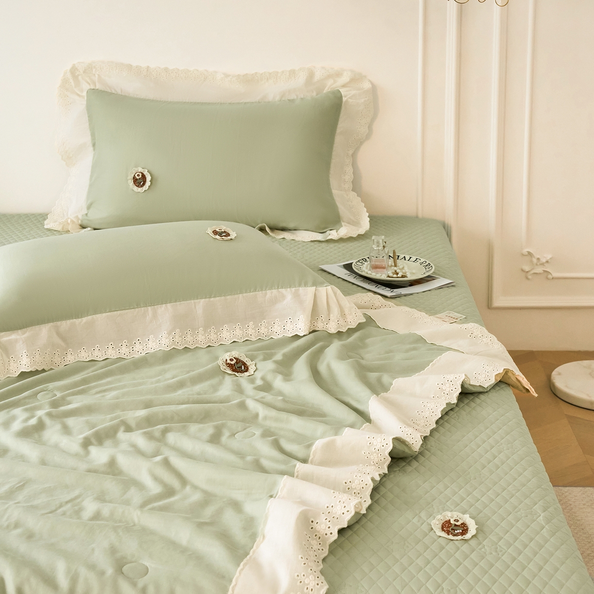 91家纺网 家纺一手货源 找家纺 优希家纺 2025新款竹氧棉多功能春秋被四件套 绿色