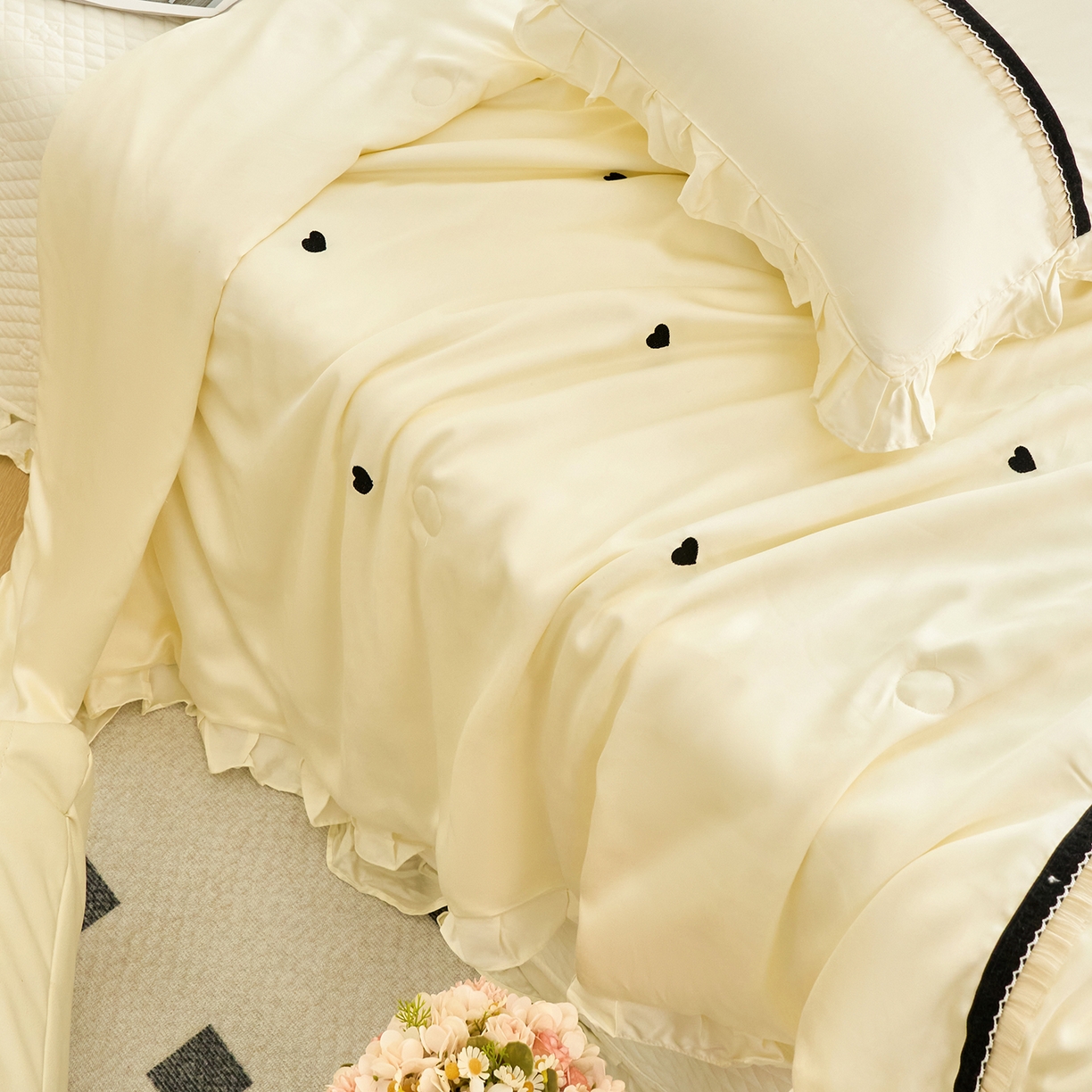 91家纺网 家纺一手货源 找家纺 优希家纺 2025新款樱桃公主夏被四件套 黄色