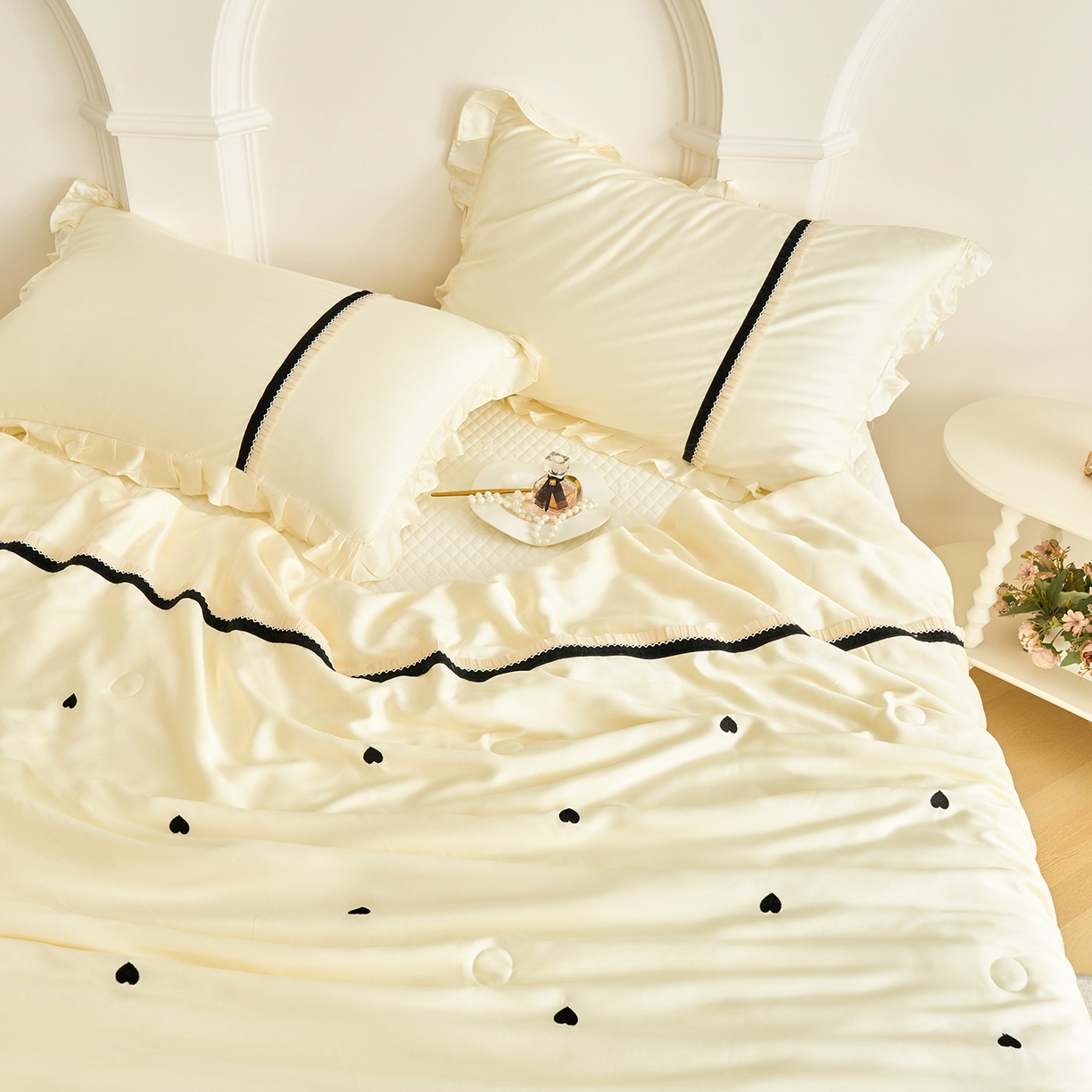 91家纺网 家纺一手货源 找家纺 优希家纺 2025新款樱桃公主夏被四件套 黄色