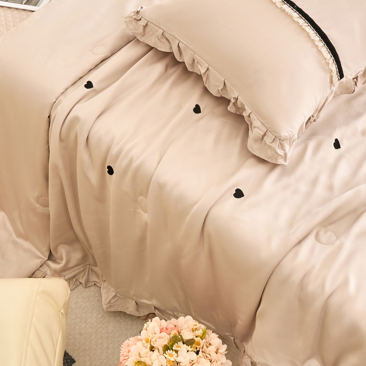 91家纺网 家纺一手货源 找家纺 优希家纺 2025新款樱桃公主夏被四件套 卡其