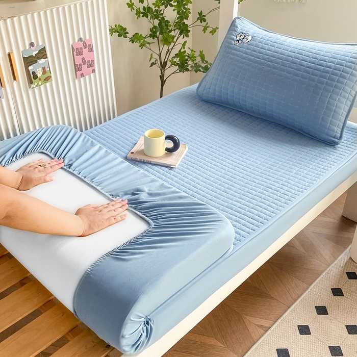 91家纺网 家纺一手货源 找家纺 （总）小禹仔家纺 2025新款刺绣床笠-学生图