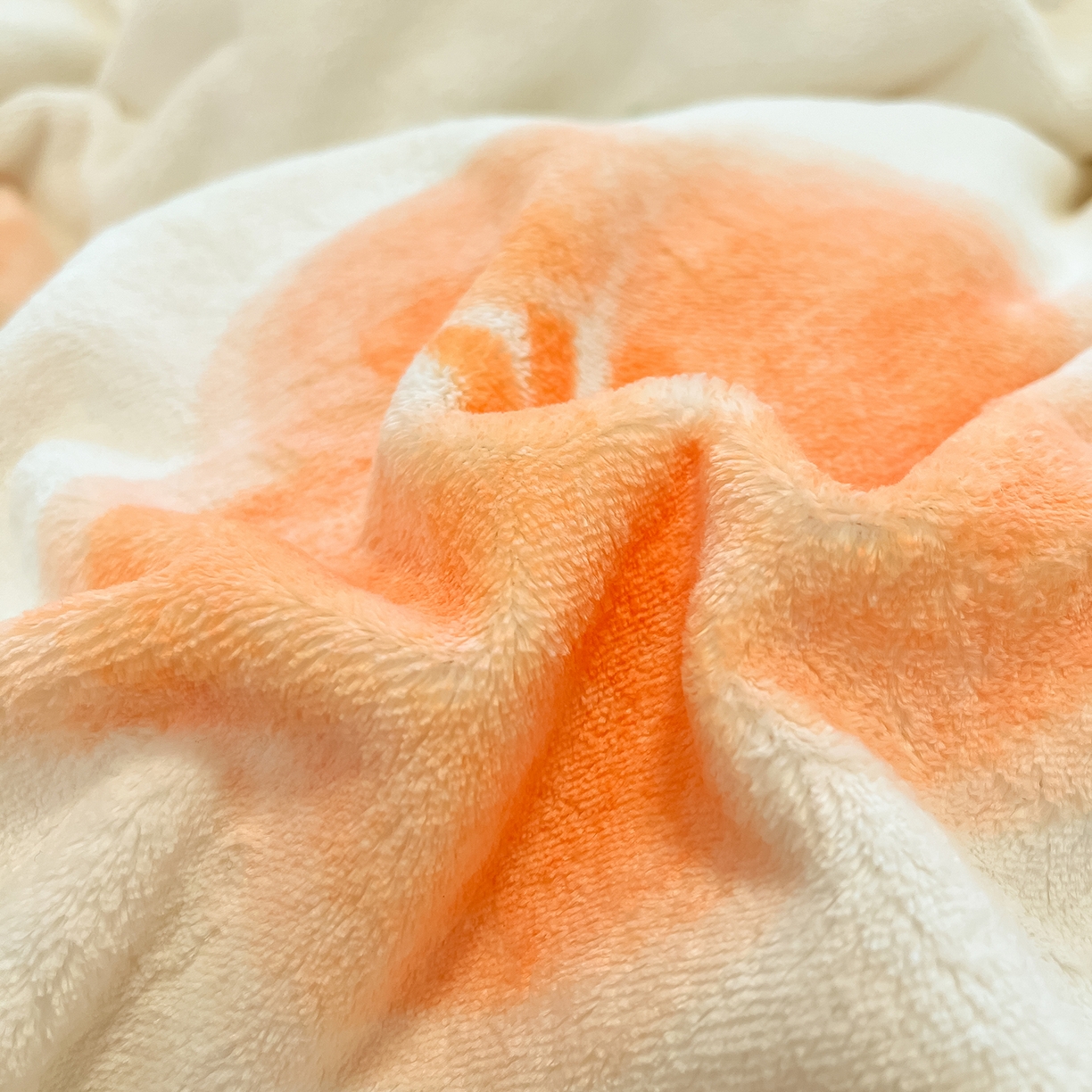 91家纺网 家纺一手货源 找家纺 慕澄家纺 2025新款小清新牛奶绒印花四件套 橙意满满