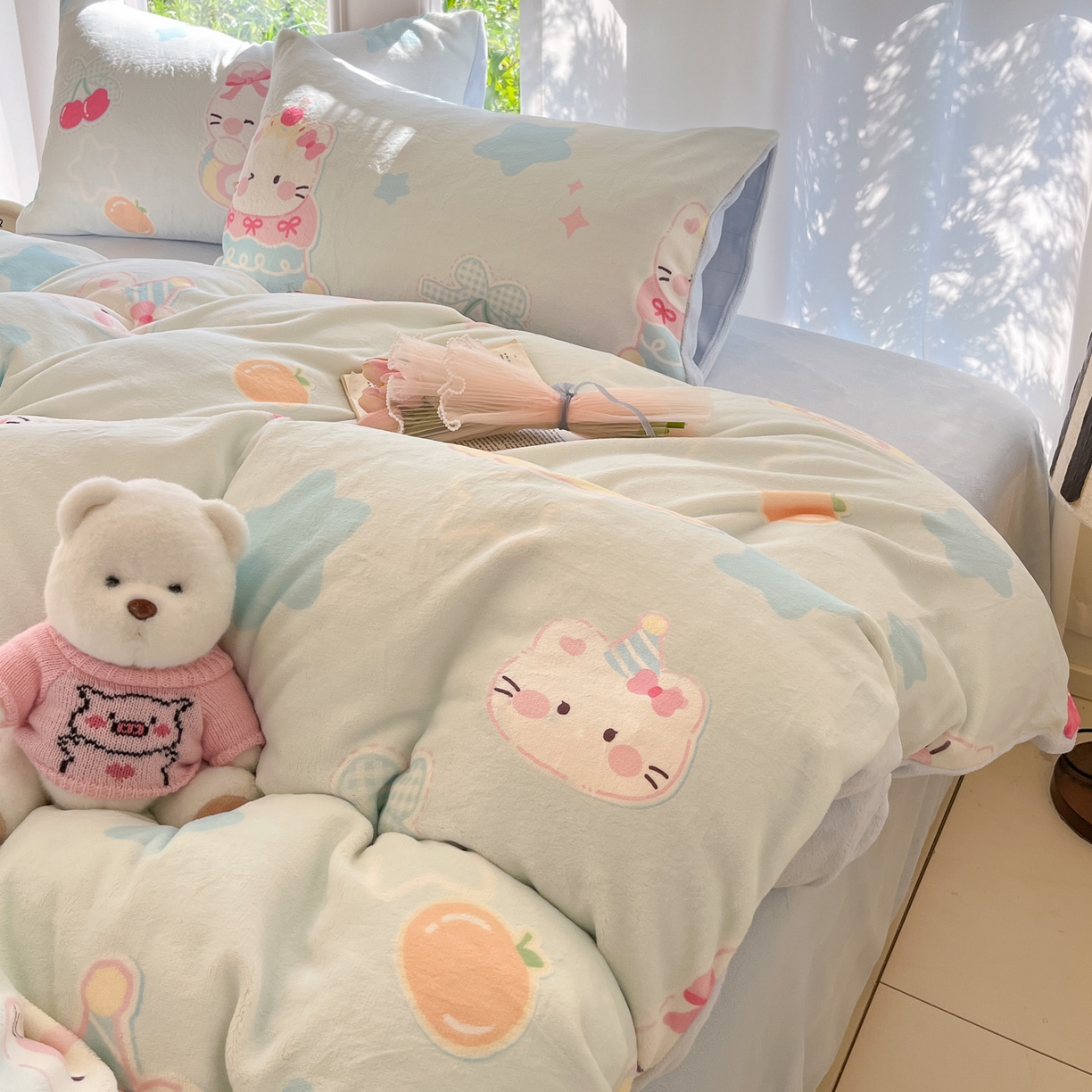 91家纺网 家纺一手货源 找家纺 慕澄家纺 2025新款小清新牛奶绒印花四件套 蛋糕猫咪