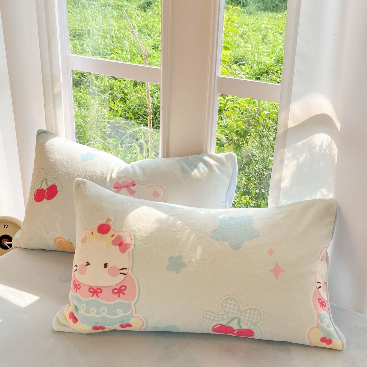 91家纺网 家纺一手货源 找家纺 慕澄家纺 2025新款小清新牛奶绒印花四件套 蛋糕猫咪