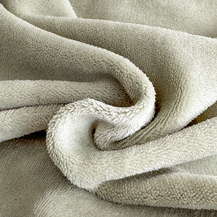 91家纺网 家纺一手货源 找家纺 美伦美焕 2025新款高克重牛奶绒花朵贴布绣床盖款四件套 豆绿