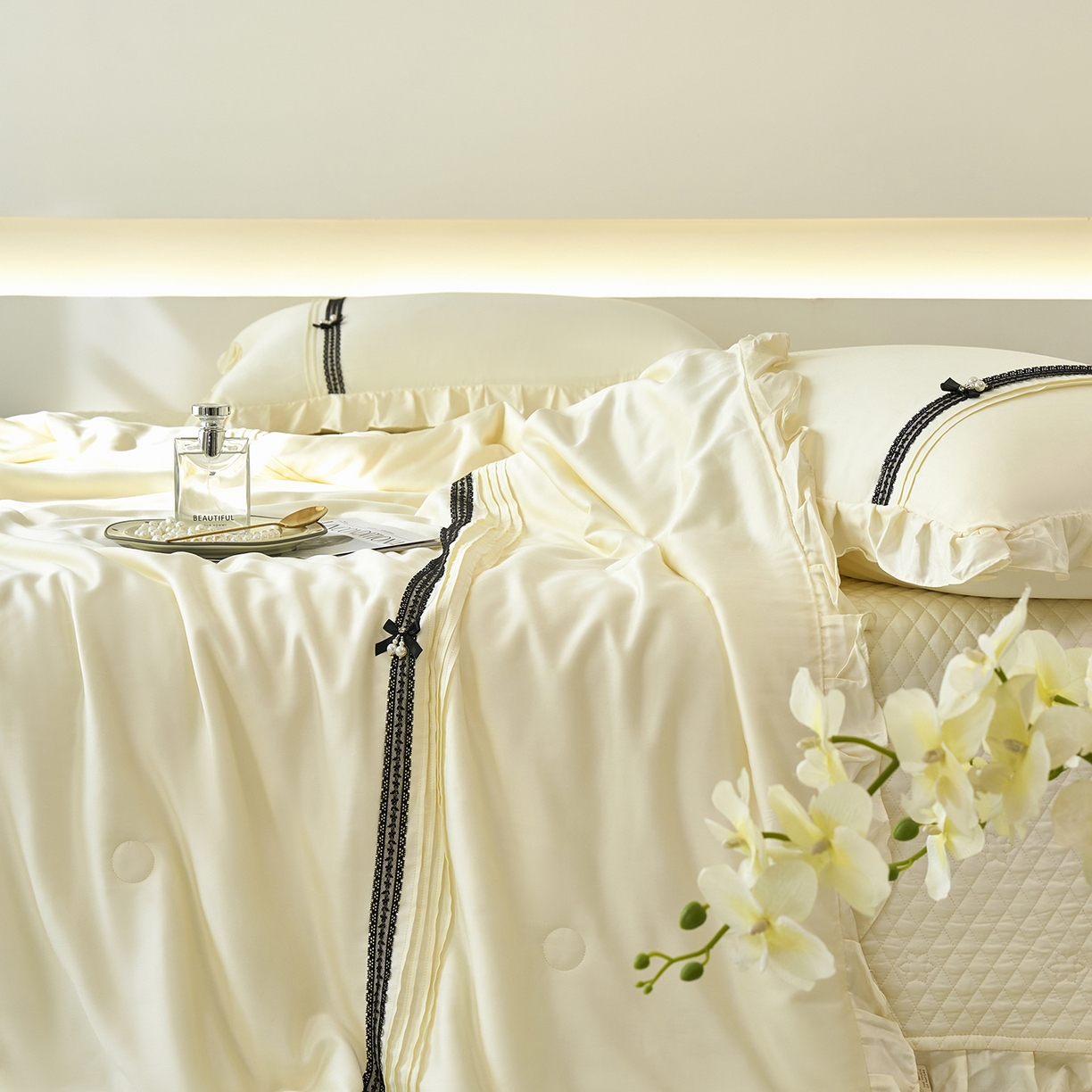 91家纺网 家纺一手货源 找家纺 优希家纺 2025新款罗马假日夏被四件套 黄色