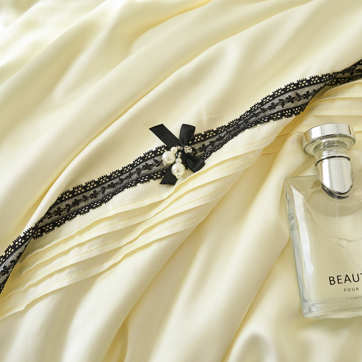 91家纺网 家纺一手货源 找家纺 优希家纺 2025新款罗马假日夏被四件套 黄色