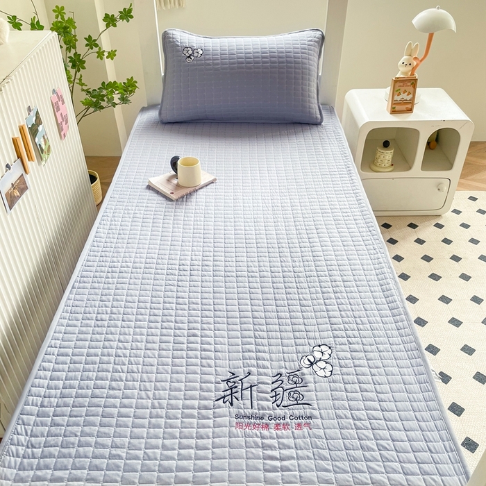 91家纺网 家纺一手货源 找家纺 小禹仔家纺 2025新款刺绣床笠-学生图 星空灰