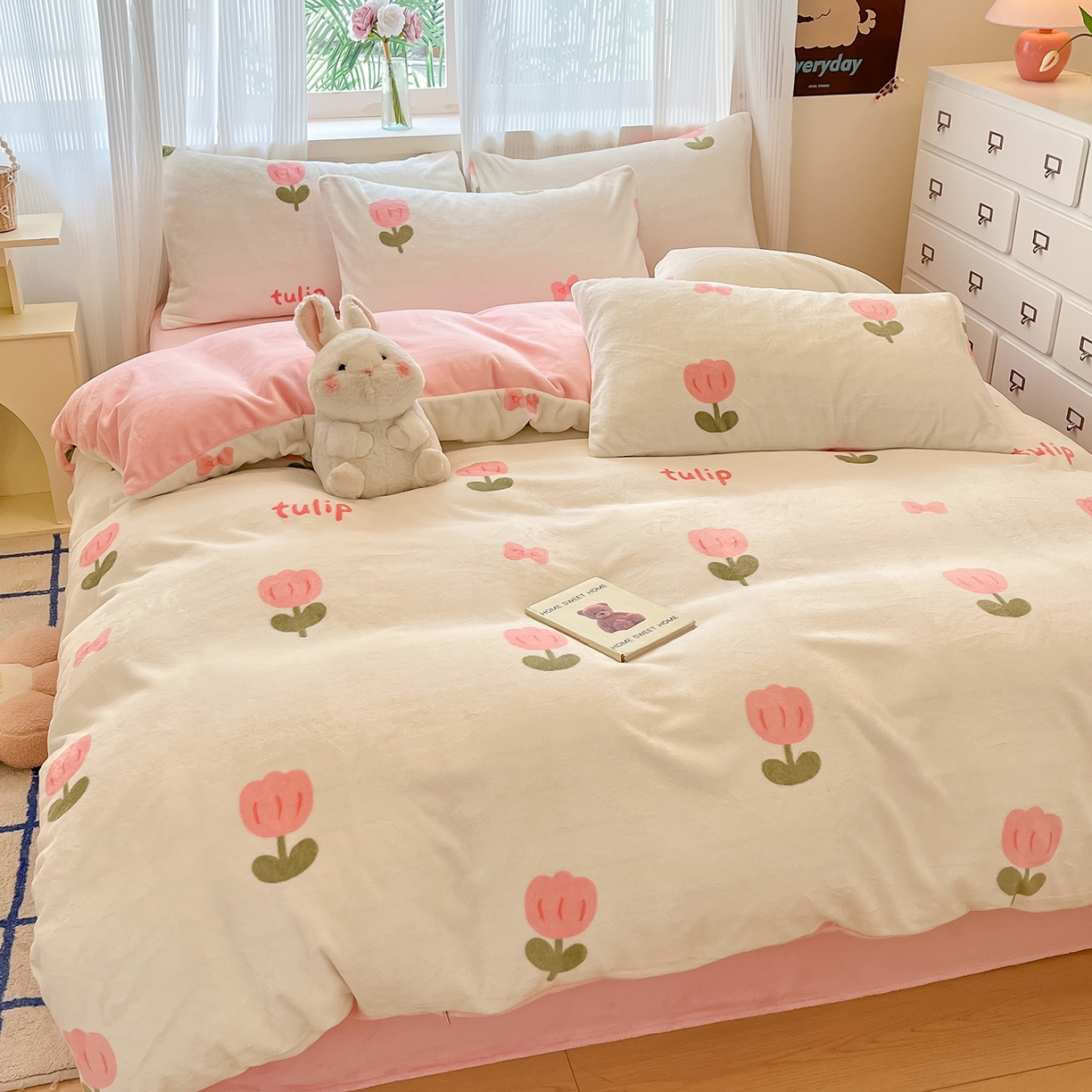 91家纺网 家纺一手货源 找家纺 慕澄家纺 2025新款小清新牛奶绒印花四件套 粉色郁金香