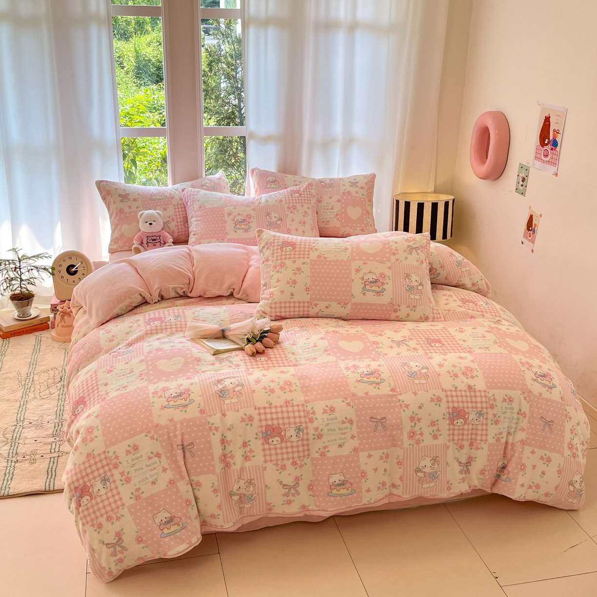 91家纺网 家纺一手货源 找家纺 慕澄家纺 2025新款小清新牛奶绒印花四件套 格子小猫