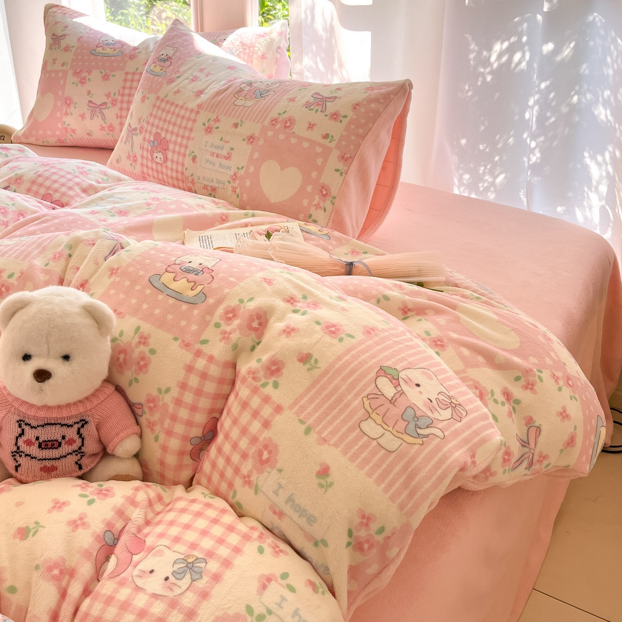 91家纺网 家纺一手货源 找家纺 慕澄家纺 2025新款小清新牛奶绒印花四件套 格子小猫