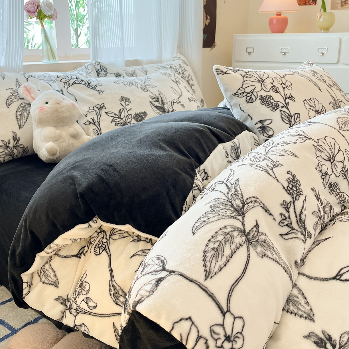 慕澄家纺 2025新款小清新牛奶绒印花四件套 黑白配