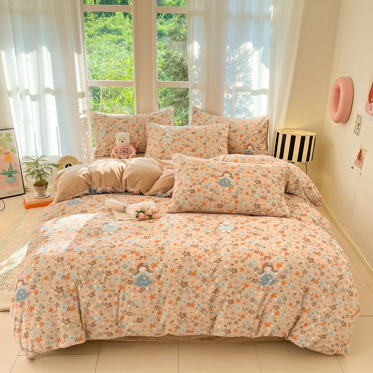 91家纺网 家纺一手货源 找家纺 慕澄家纺 2025新款小清新牛奶绒印花四件套 咖系小女孩