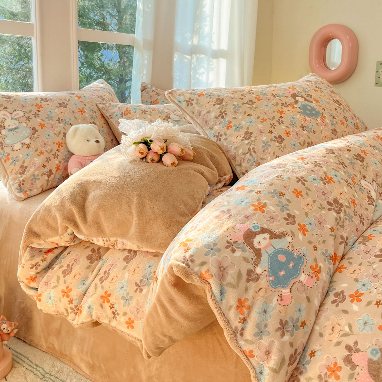 慕澄家纺 2025新款小清新牛奶绒印花四件套 咖系小女孩