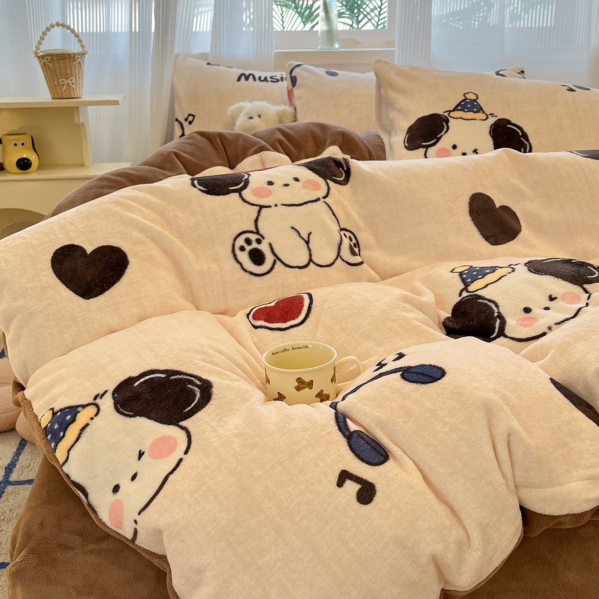 91家纺网 家纺一手货源 找家纺 慕澄家纺 2025新款小清新牛奶绒印花四件套 酷酷狗