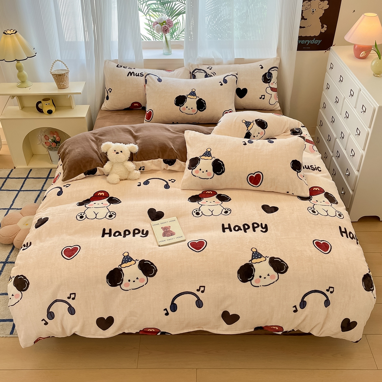 91家纺网 家纺一手货源 找家纺 慕澄家纺 2025新款小清新牛奶绒印花四件套 酷酷狗