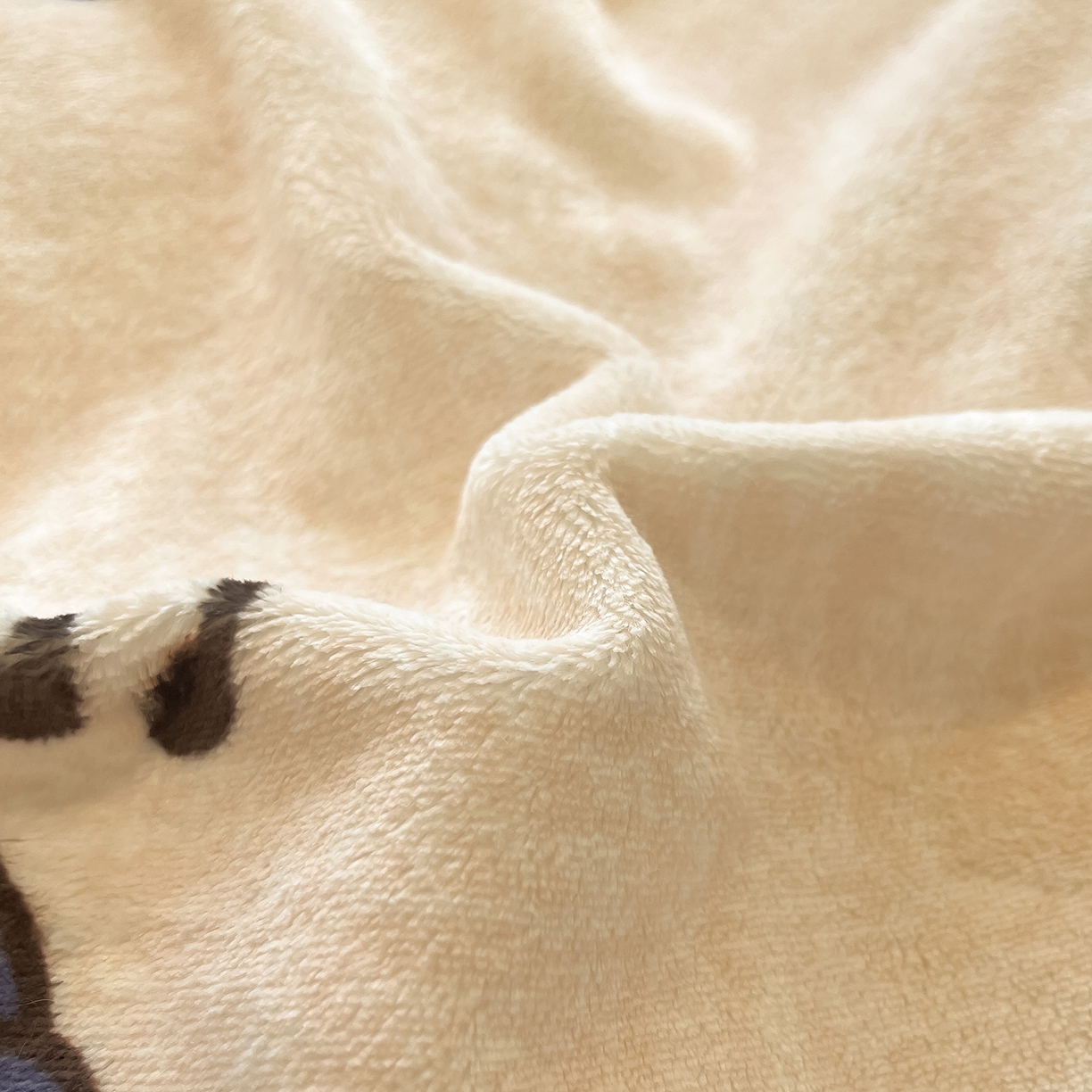 91家纺网 家纺一手货源 找家纺 慕澄家纺 2025新款小清新牛奶绒印花四件套 酷酷狗