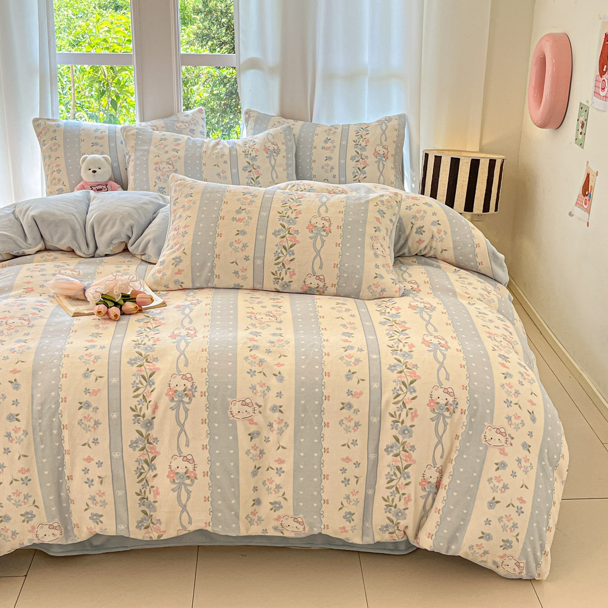 91家纺网 家纺一手货源 找家纺 慕澄家纺 2025新款小清新牛奶绒印花四件套 蓝条凯蒂