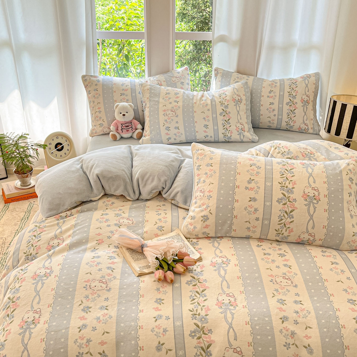 91家纺网 家纺一手货源 找家纺 慕澄家纺 2025新款小清新牛奶绒印花四件套 蓝条凯蒂