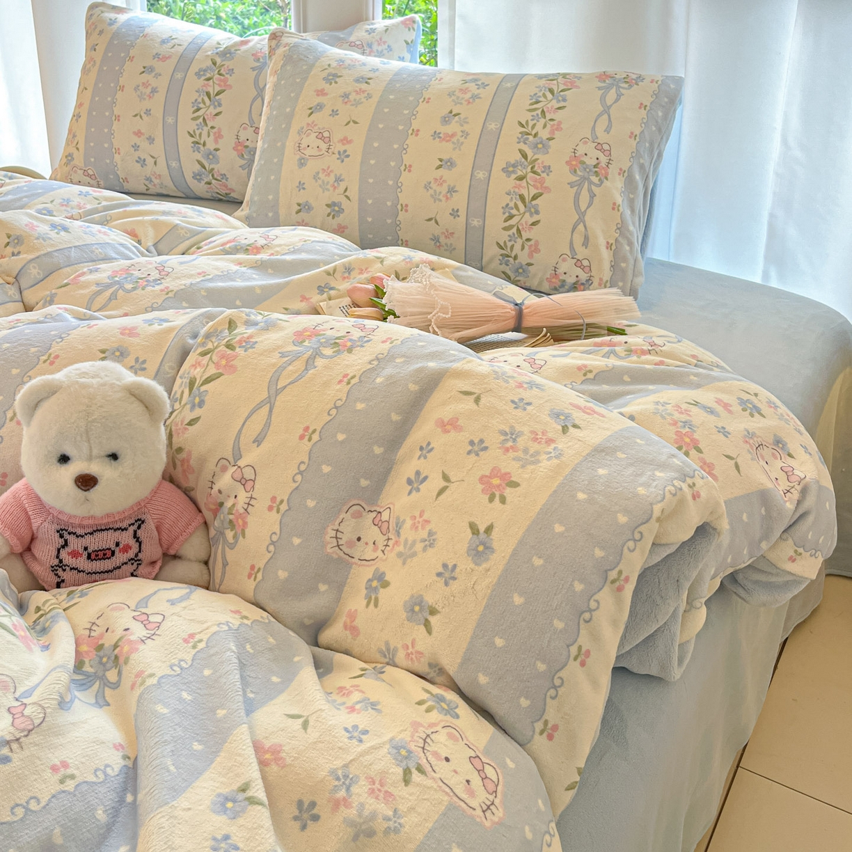 91家纺网 家纺一手货源 找家纺 慕澄家纺 2025新款小清新牛奶绒印花四件套 蓝条凯蒂