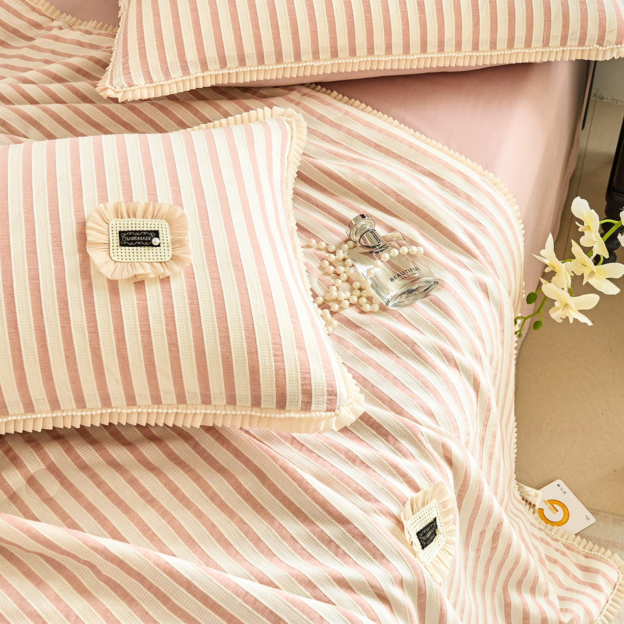 91家纺网 家纺一手货源 找家纺 优希家纺 2025新款花间语夏被四件套 粉色