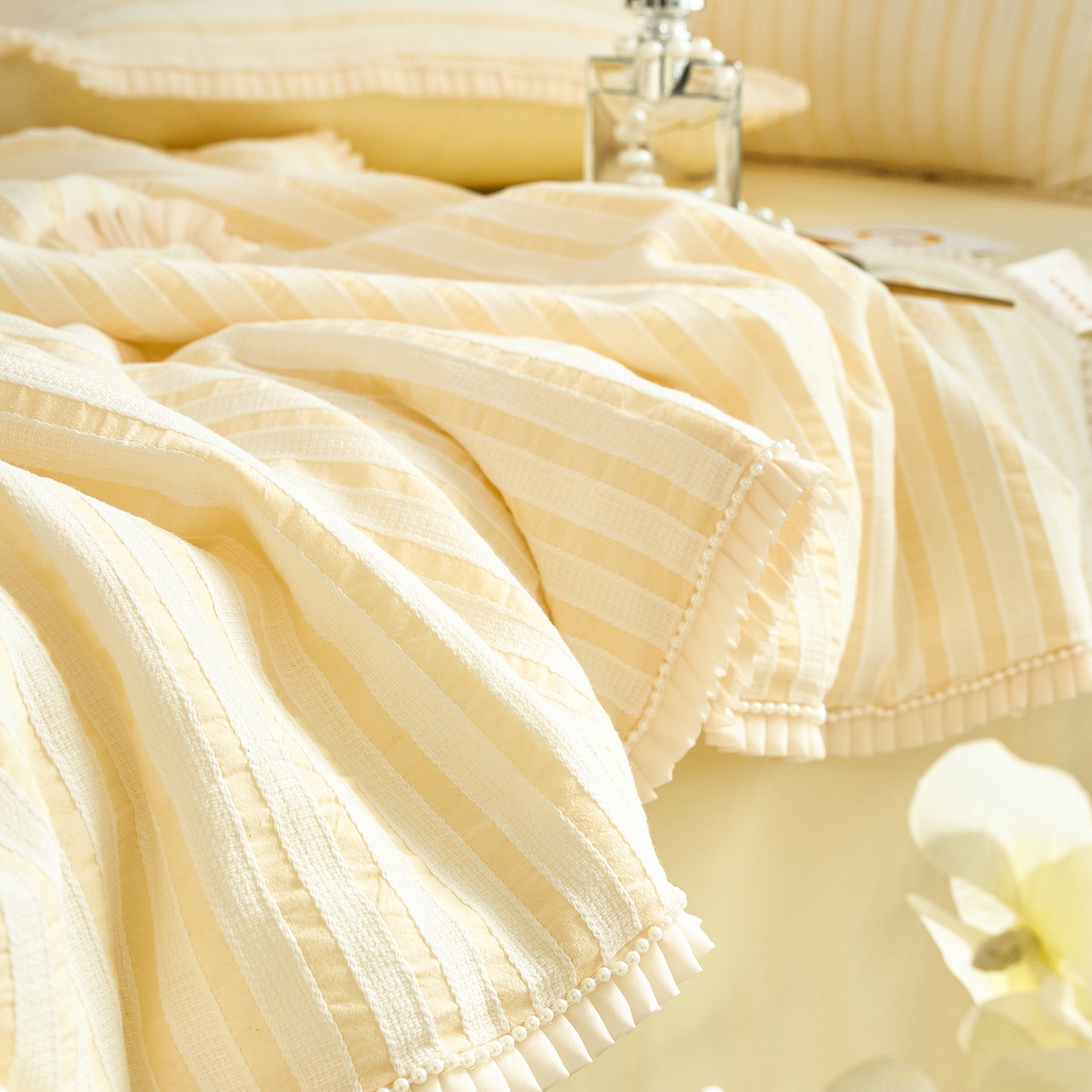 91家纺网 家纺一手货源 找家纺 优希家纺 2025新款花间语夏被四件套 黄色